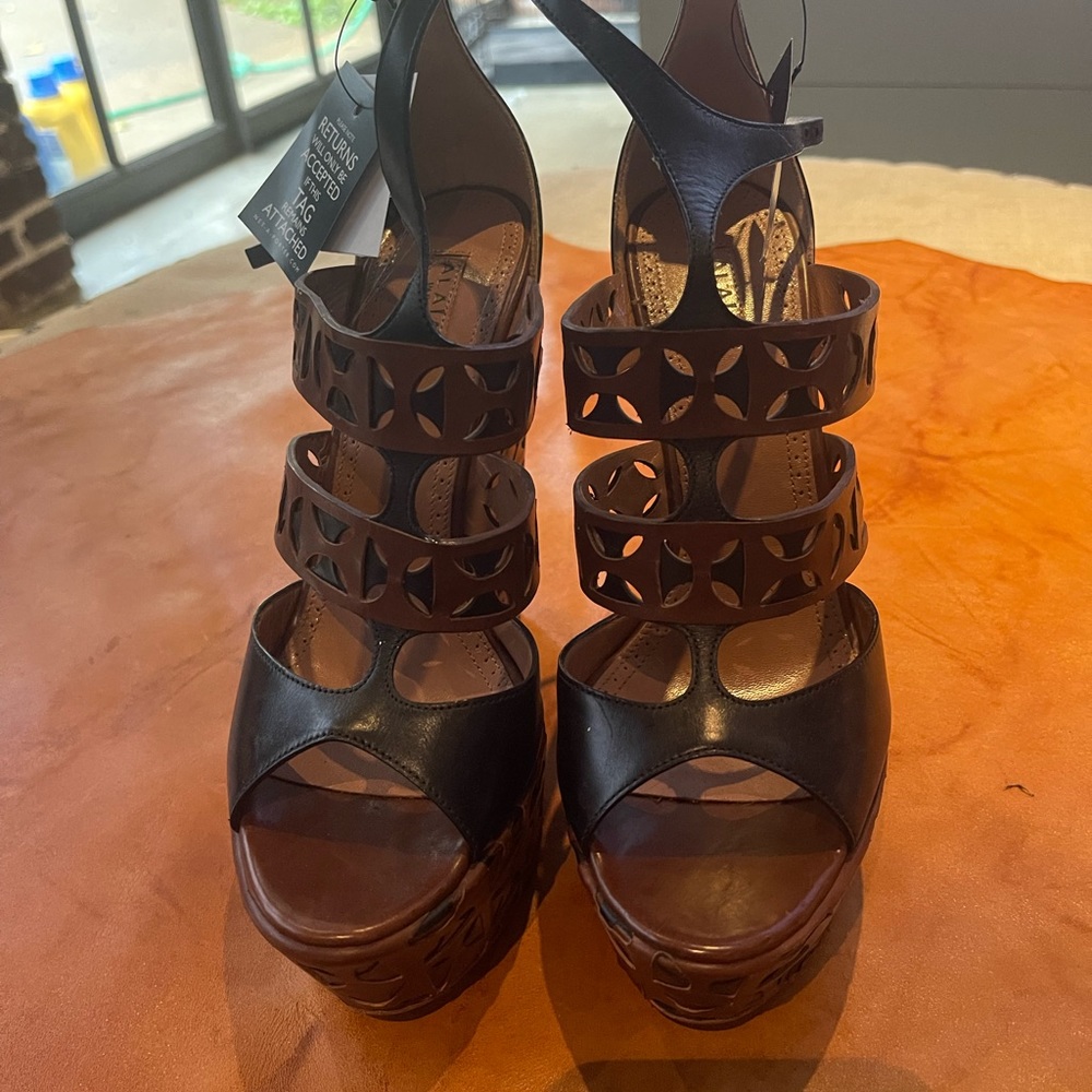 ALAIA Sandals NEW